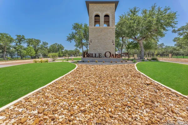 $799,990 | 740 Sharp Spgs Road, Bulverde, TX 78163