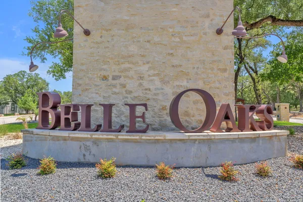 $799,990 | 740 Sharp Spgs Road, Bulverde, TX 78163