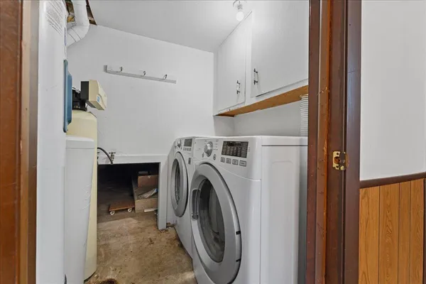 $339,900 | 10897 Circle Road, Luxemburg, WI 54217