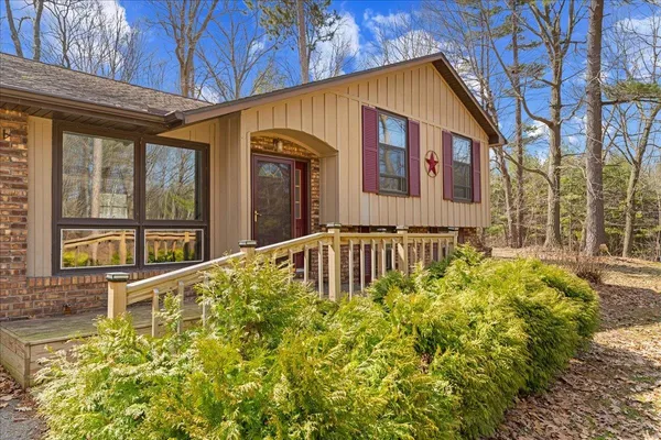 $339,900 | 10897 Circle Road, Luxemburg, WI 54217