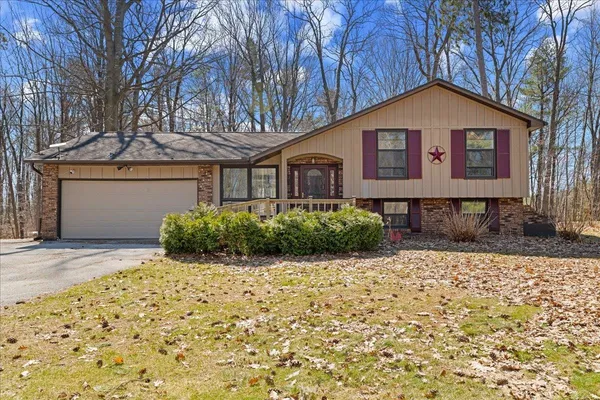 $339,900 | 10897 Circle Road, Luxemburg, WI 54217