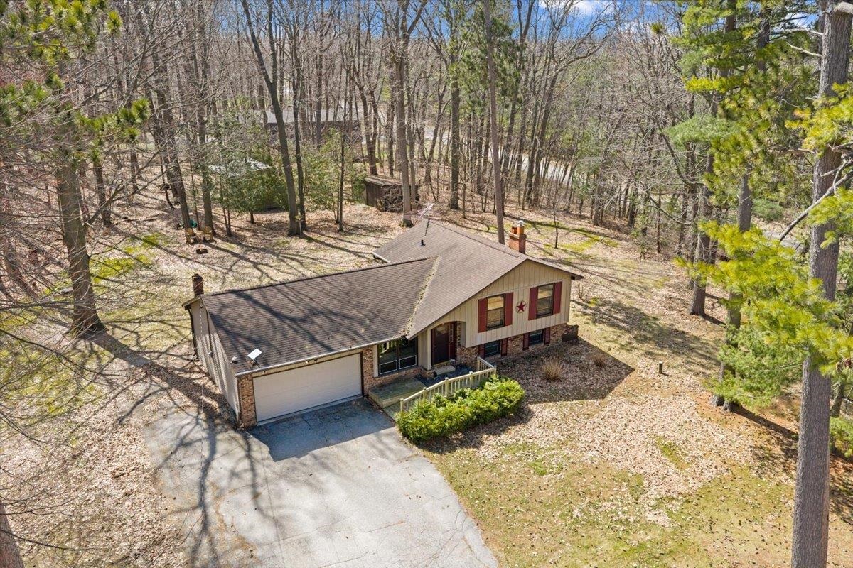 10897 Circle Road Luxemburg, WI 54217 - Photo 43 of 55