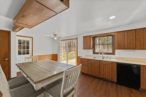 $339,900 | 10897 Circle Road, Luxemburg, WI 54217