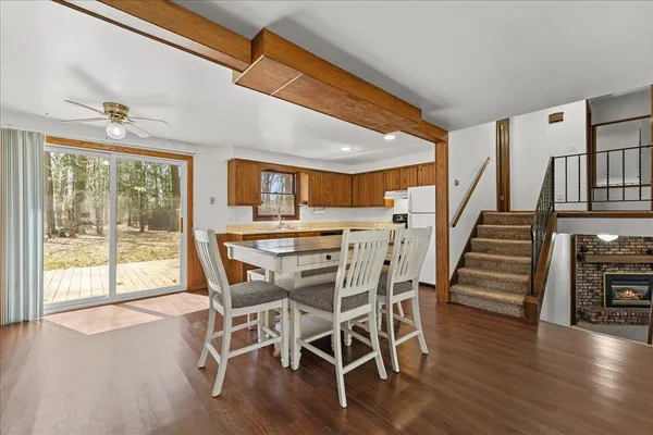 $339,900 | 10897 Circle Road, Luxemburg, WI 54217