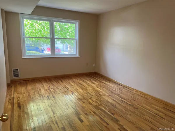 $2,400 | 16-05 Bell Boulevard, Unit 1 | Bay Terrace