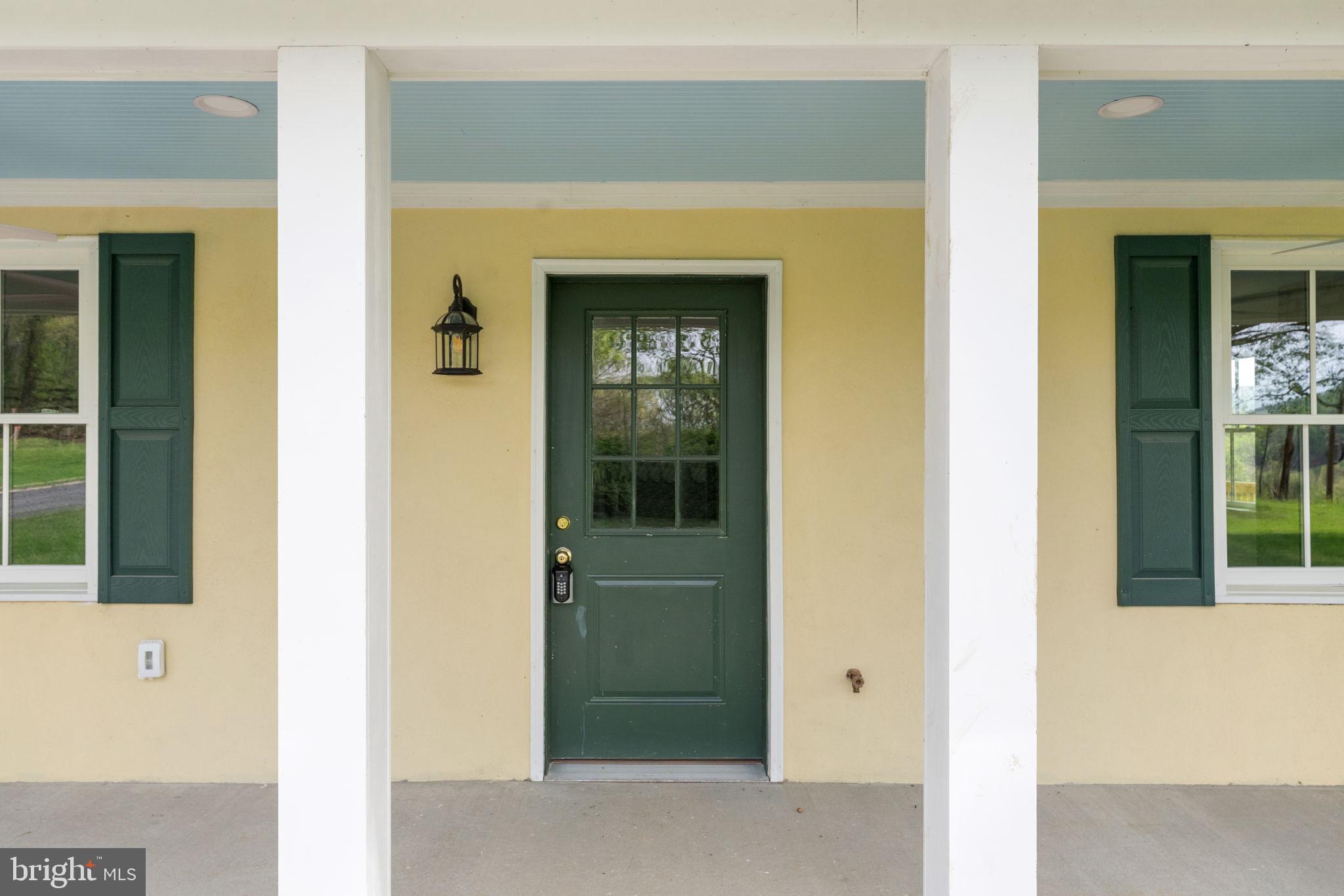 11066 Moreland Road Delaplane, VA 20144 - Photo 7 of 87
