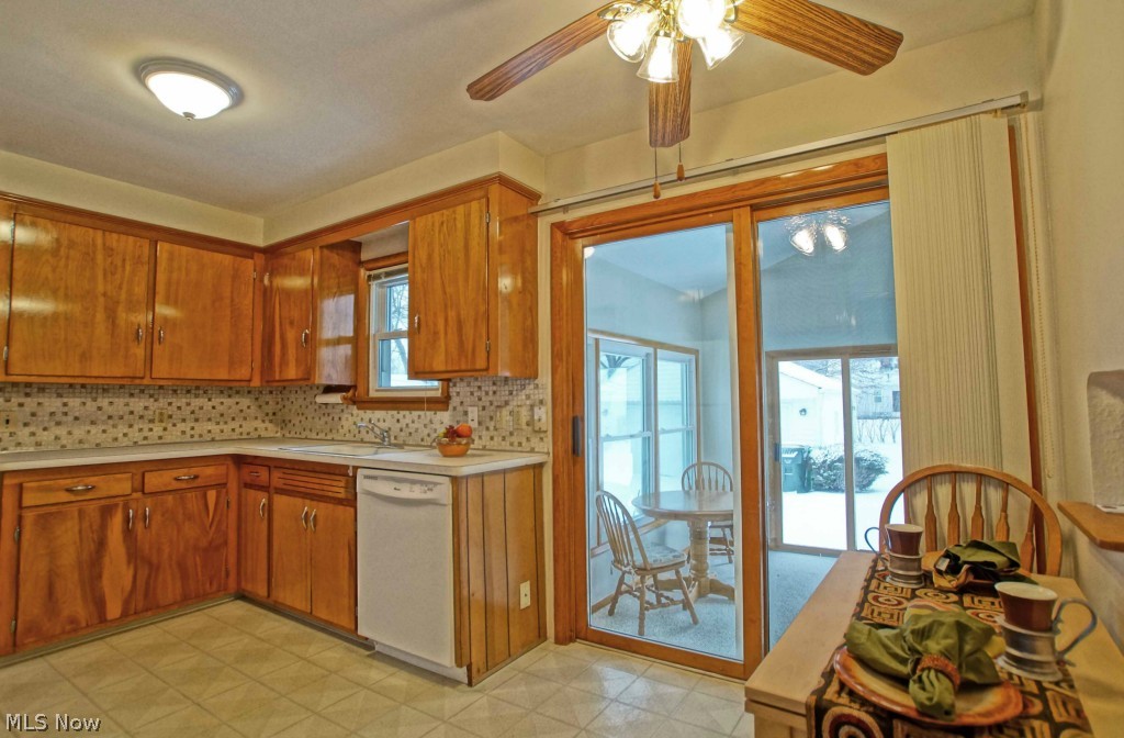 703 Dickerson Road Willowick, OH 44095 - Photo 9 of 25