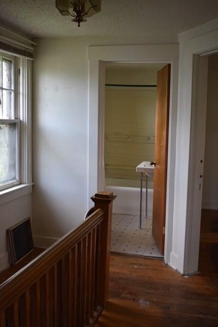 1323 Old Freeport Road Pittsburgh, PA 15238 - Photo 14 of 14 Hall bath, located in the back of house, right next to master bedroom