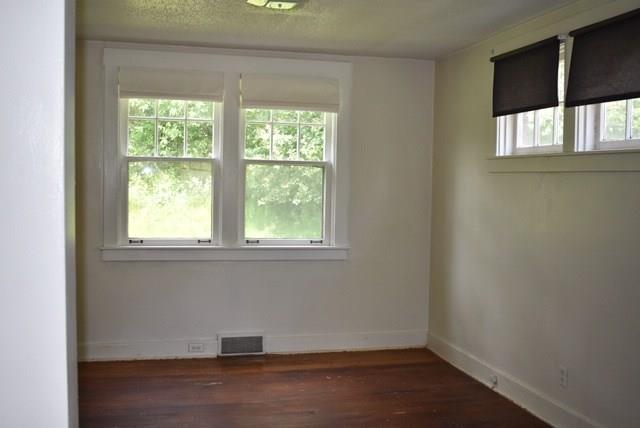 1323 Old Freeport Road Pittsburgh, PA 15238 - Photo 6 of 14 Gallery Image 6