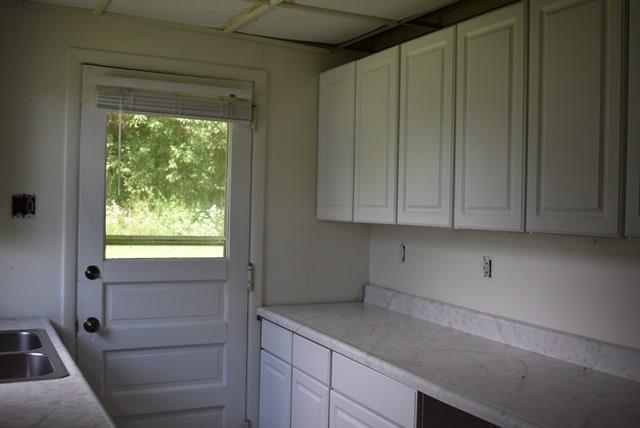 1323 Old Freeport Road Pittsburgh, PA 15238 - Photo 8 of 14 Gallery Image 8