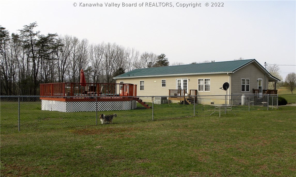 3301 Iva Durst Road Leon, WV 25123 - Photo 22 of 23 Gallery Image 22
