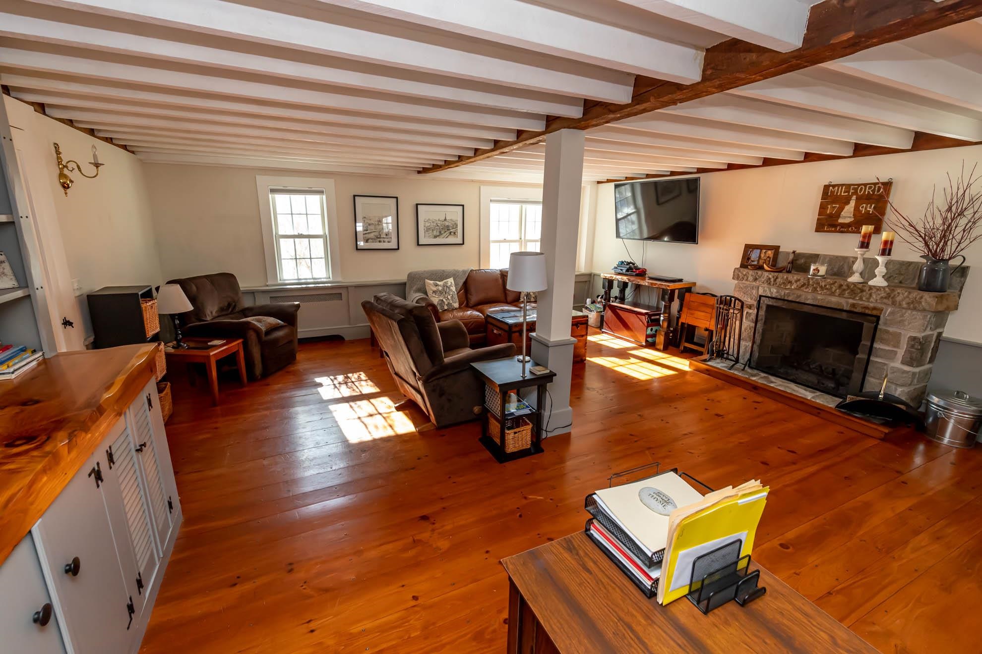 267 North River Road Milford, NH 03055 - Photo 23 of 40