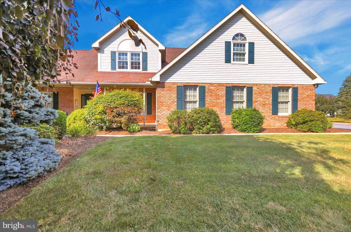 124 Pennsylvania Avenue Sinking Spring, PA 19608 - Photo 2 of 59 Exterior Front of House