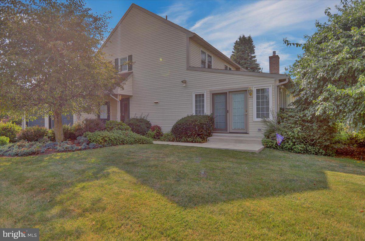 124 Pennsylvania Avenue Sinking Spring, PA 19608 - Photo 52 of 59 Side View of Sunroom