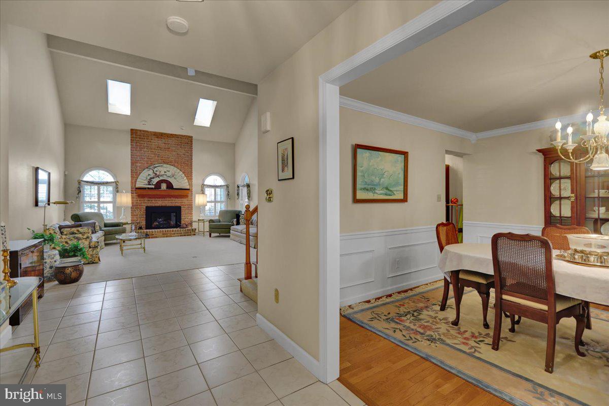 124 Pennsylvania Avenue Sinking Spring, PA 19608 - Photo 8 of 59 Foyer into Dining Room