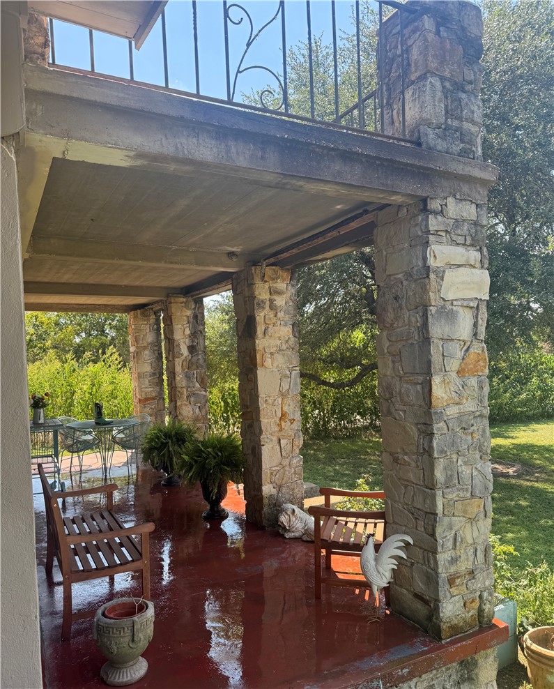 10415 McKnight Road Brenham, TX 77833 - Photo 3 of 23 View of patio / terrace