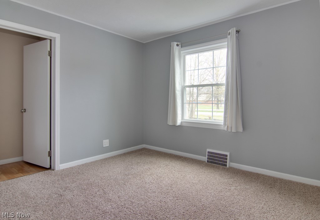 596 Miner Road Cleveland, OH 44143 - Photo 14 of 26