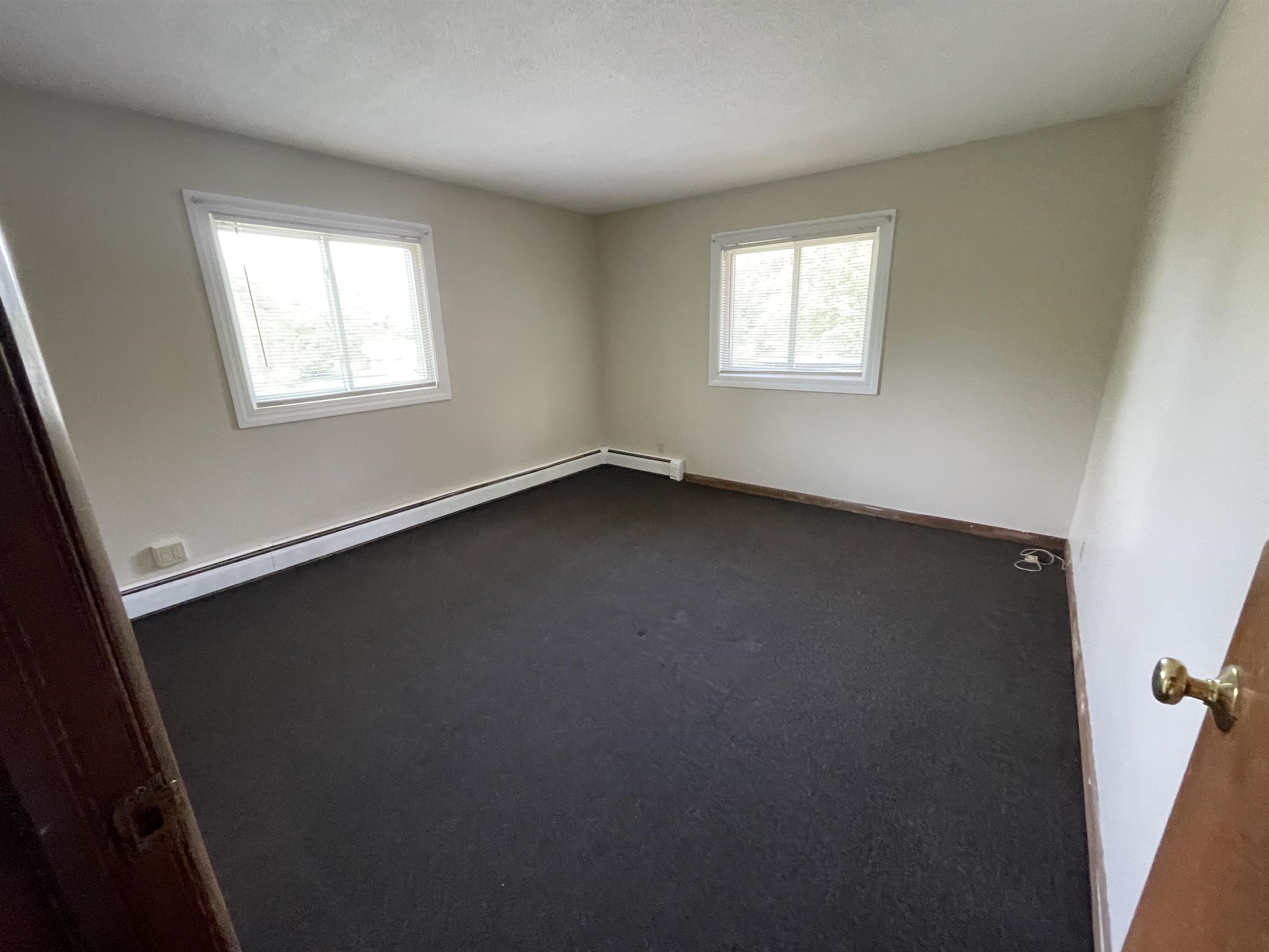 57 Crossman Drive Rutland Town, VT 05701 - Photo 3 of 9