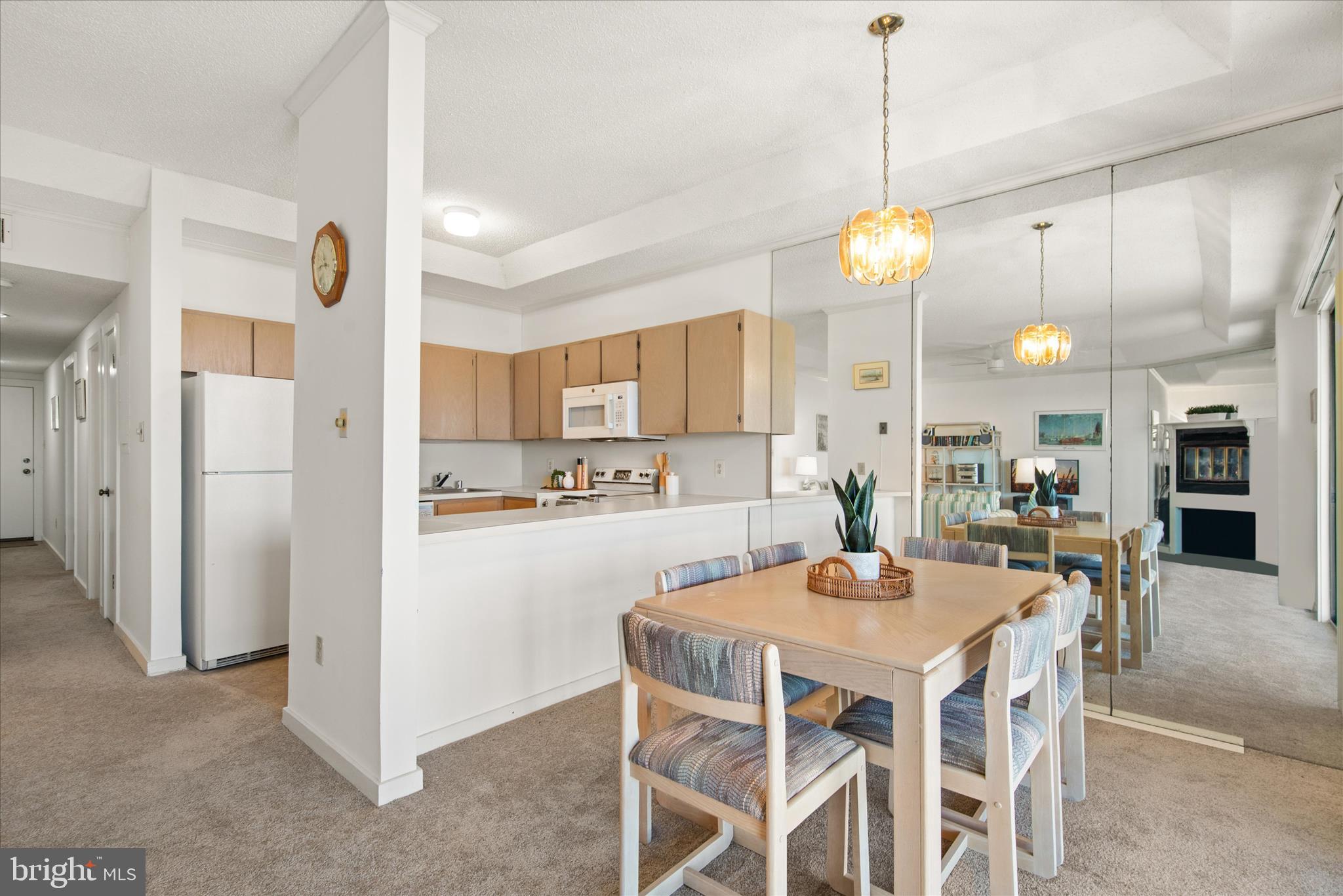 119 Old Landing Road, Unit 301B7 Ocean City, MD 21842 - Photo 17 of 57 Dining & Kitchen