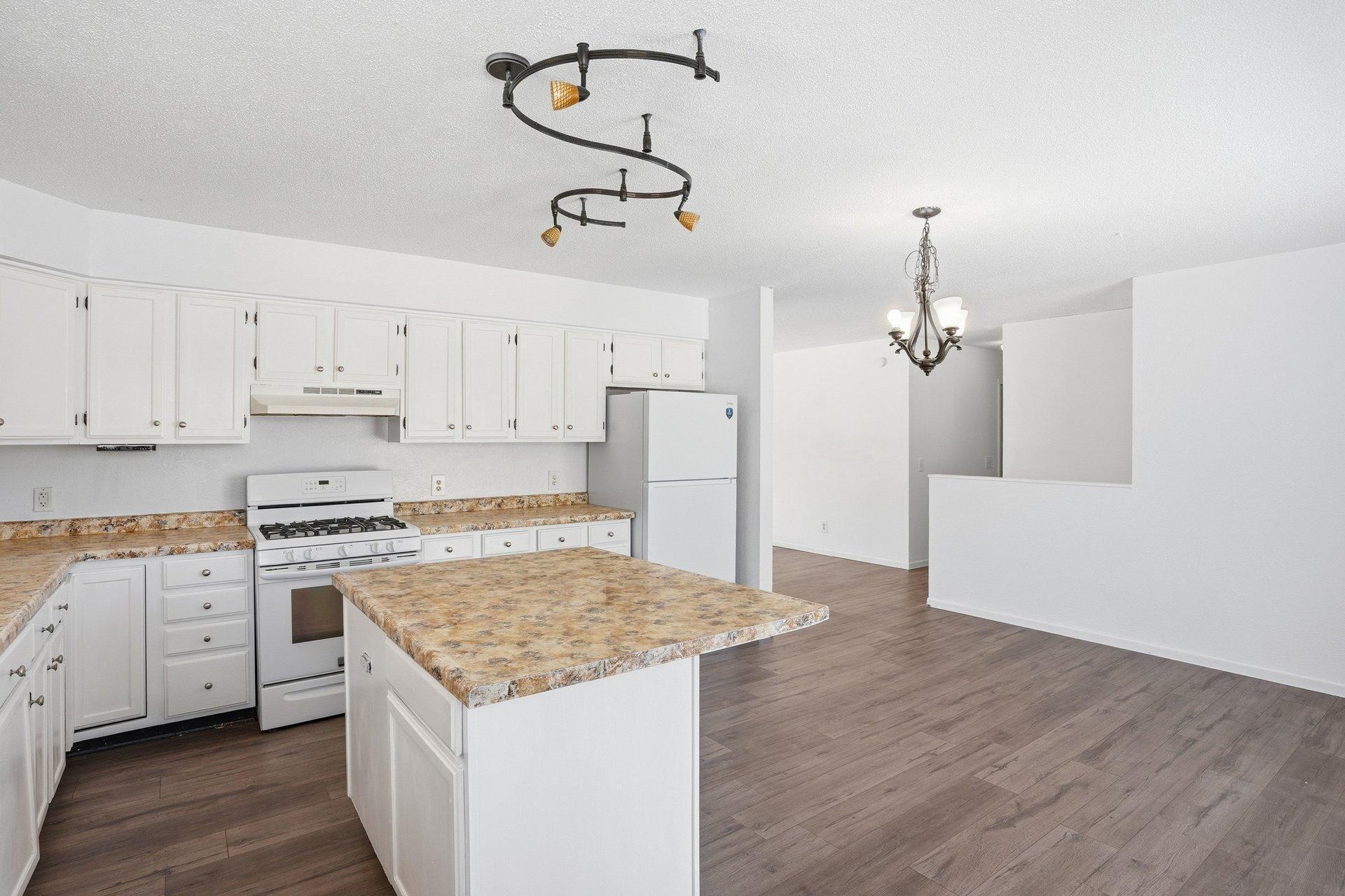 16 14th Street Northwest Faribault, MN 55021 - Photo 8 of 44