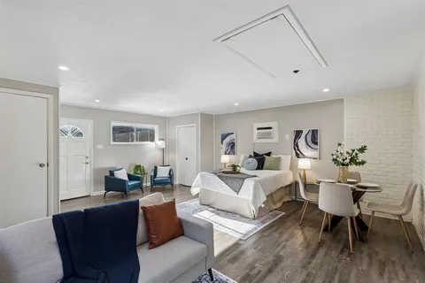 $869,000 | 9966 Coppedge Lane, Dallas, TX 75220