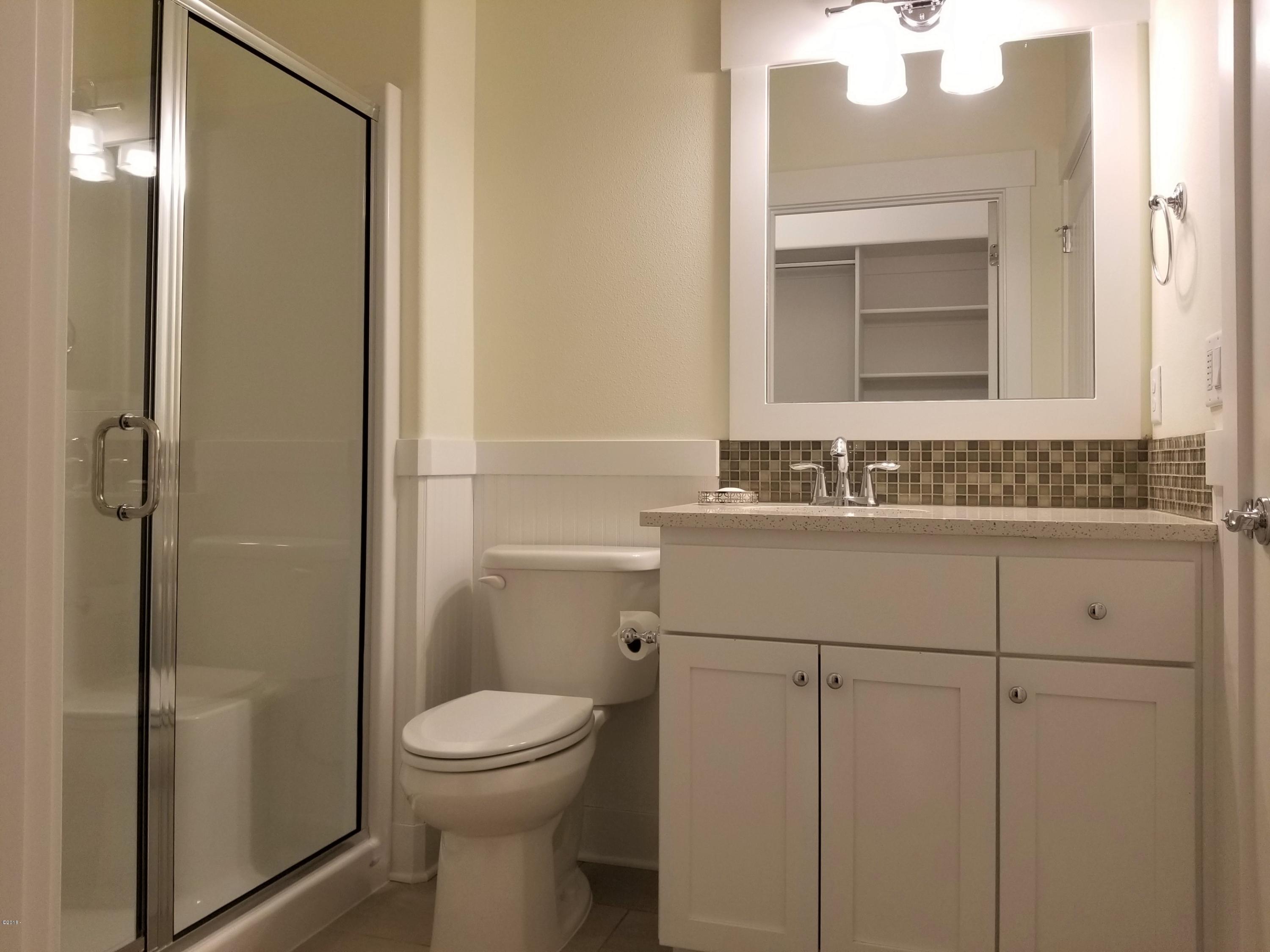 34790 Lahaina Loop Road Pacific City, OR 97135 - Photo 29 of 30 Bedroom #3 Bathroom
