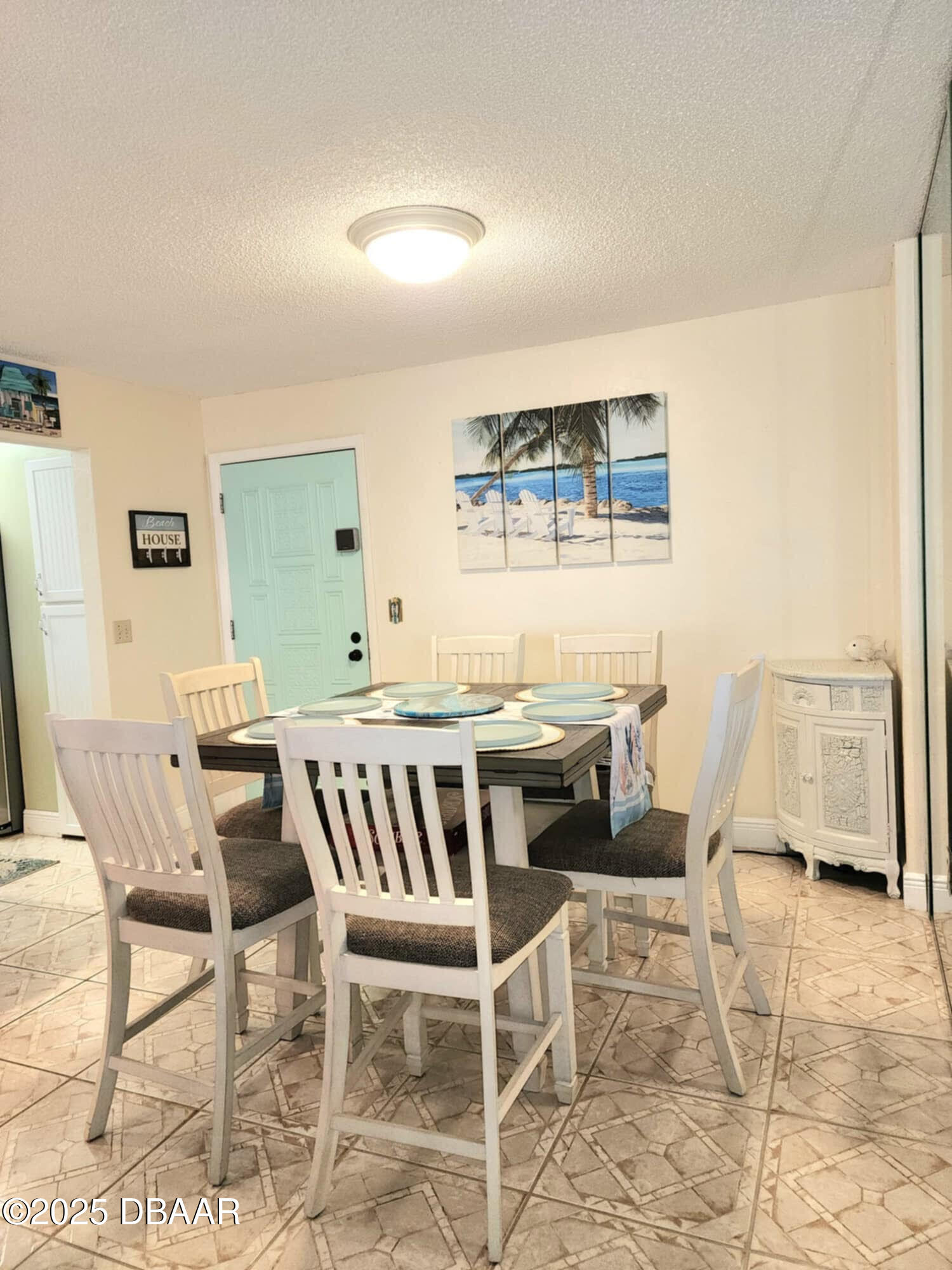 1415 Ocean Shore Boulevard, Unit 203 Ormond Beach, FL 32176 - Photo 4 of 20 203 Dining Area 3