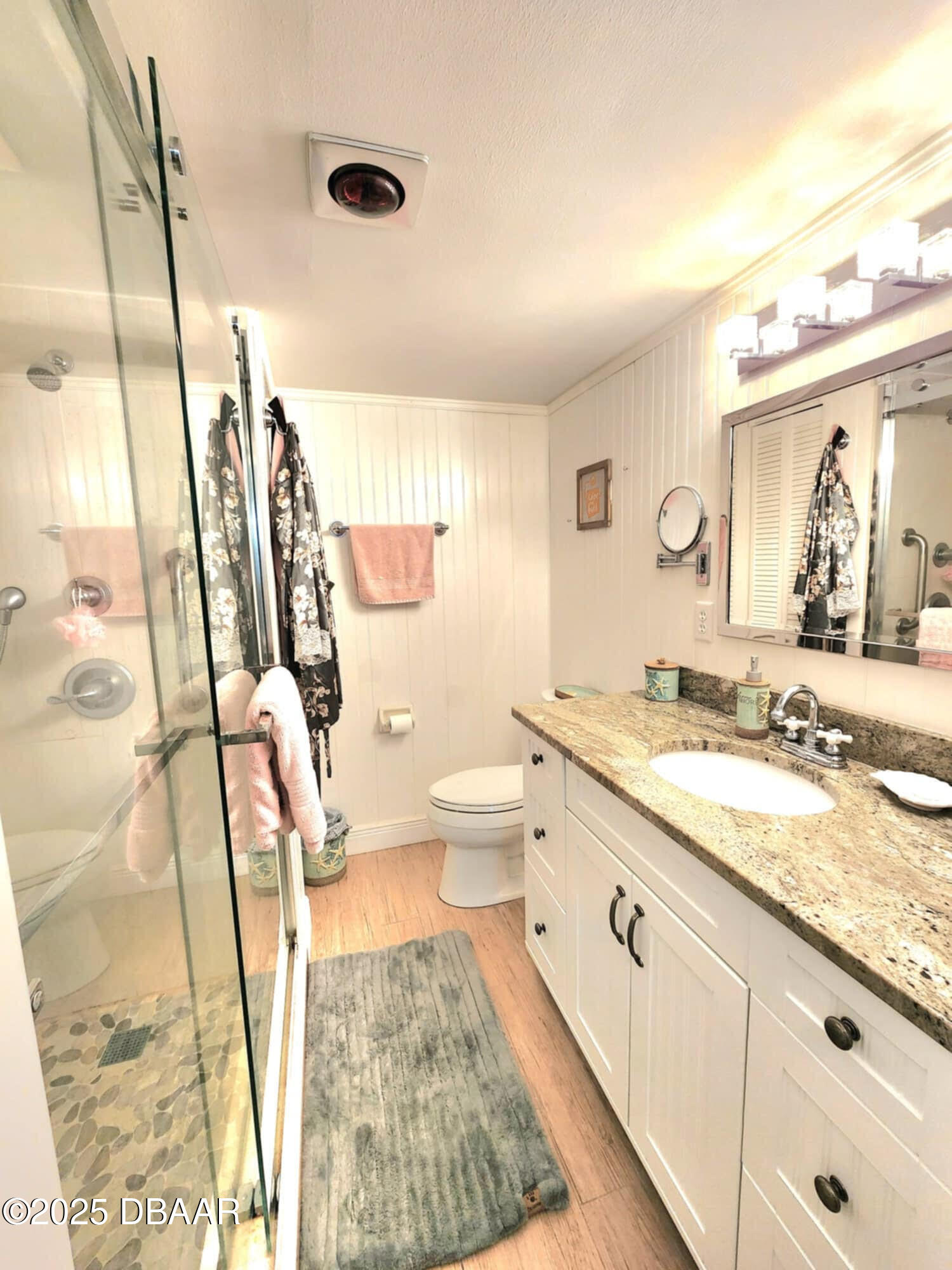 1415 Ocean Shore Boulevard, Unit 203 Ormond Beach, FL 32176 - Photo 9 of 20 203 Master Bathroom