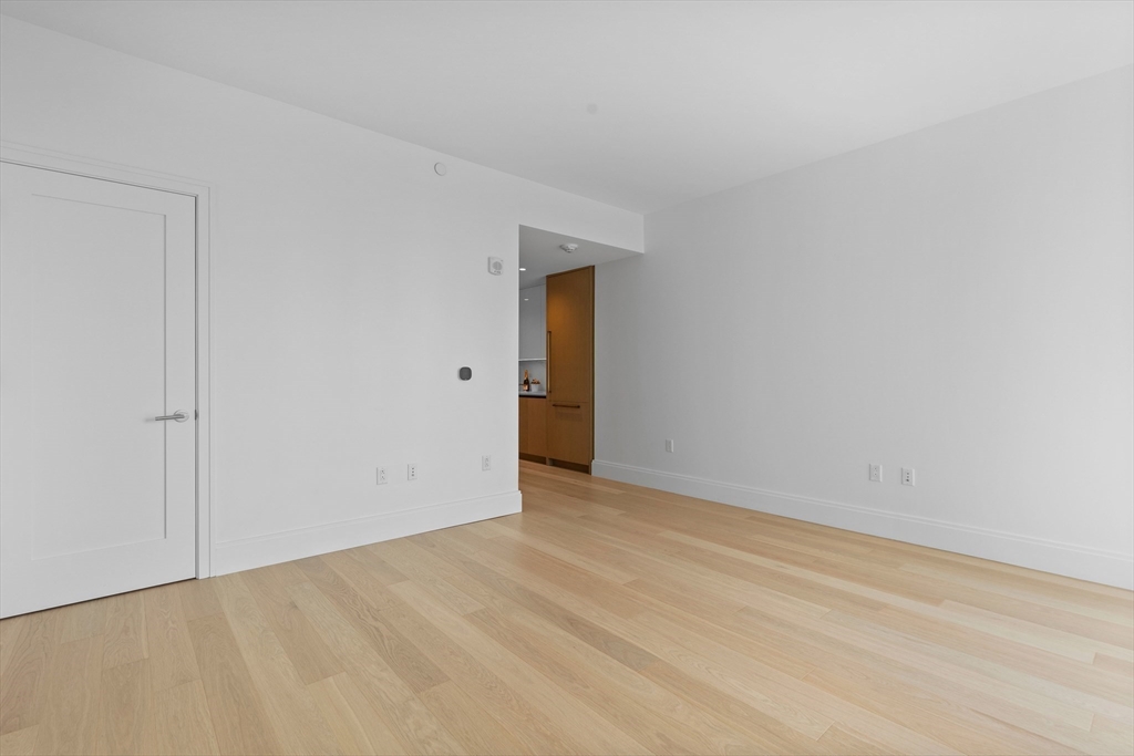 380 Harrison Avenue, Unit 1005 Boston, MA 02118 - Photo 7 of 14 a view of an empty room