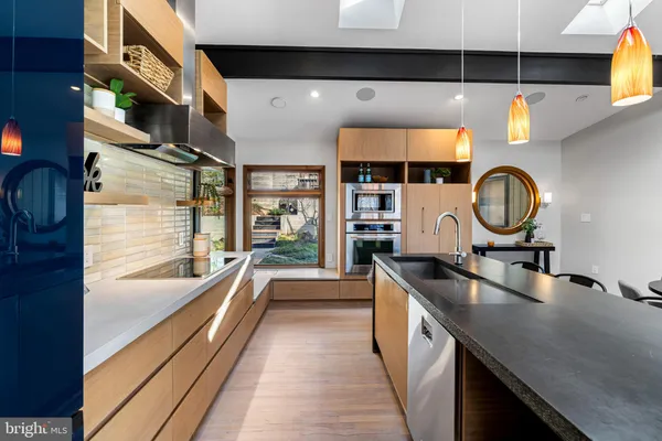 $1,900,000 | 1840 Shore Drive, Annapolis, MD 21401