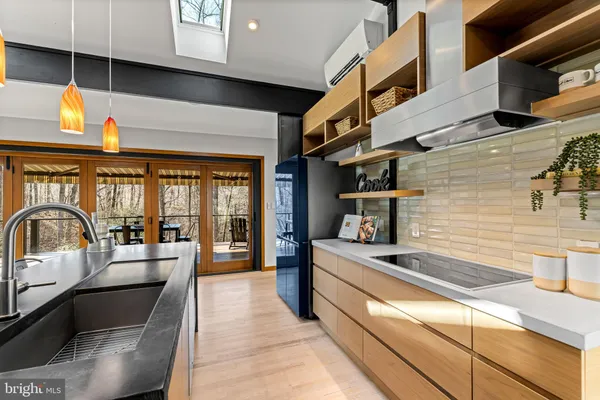$1,900,000 | 1840 Shore Drive, Annapolis, MD 21401