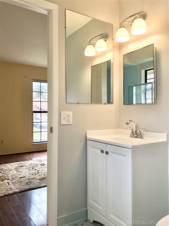 1891 Allenway Court Rochester Hills, MI 48309 - Photo 24 of 46