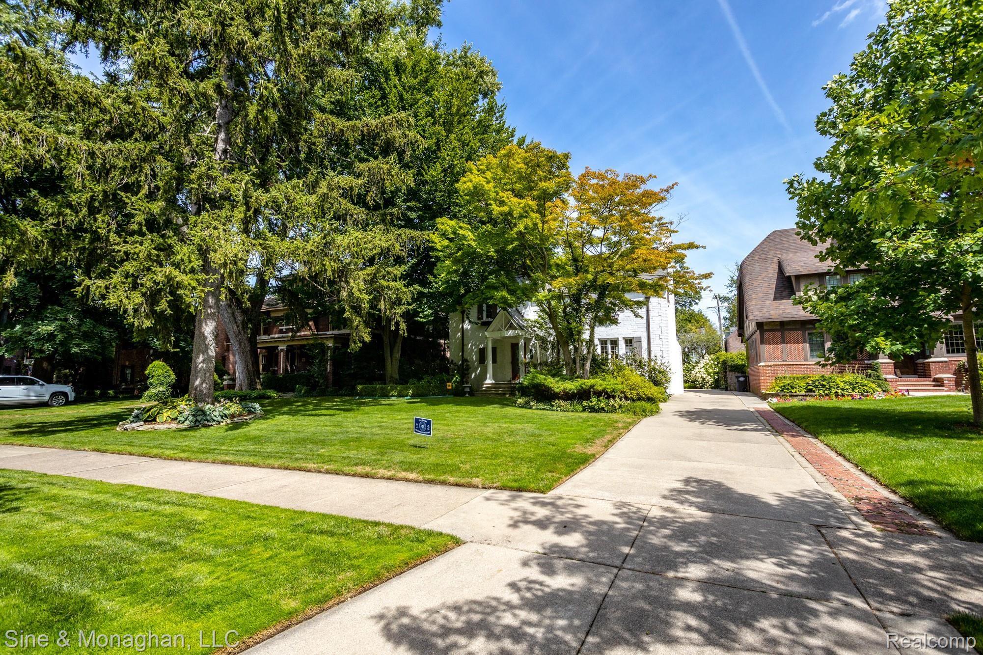 474 Washington Road Grosse Pointe, MI 48230 - Photo 69 of 73 474 Washington S016.jpg