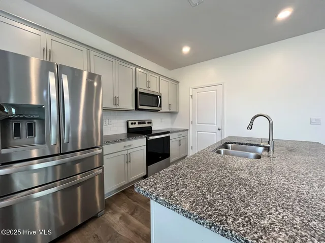 $2,350 | 275 Roberts Place, Carthage, NC 28327