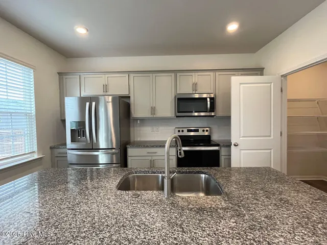 $2,350 | 275 Roberts Place, Carthage, NC 28327