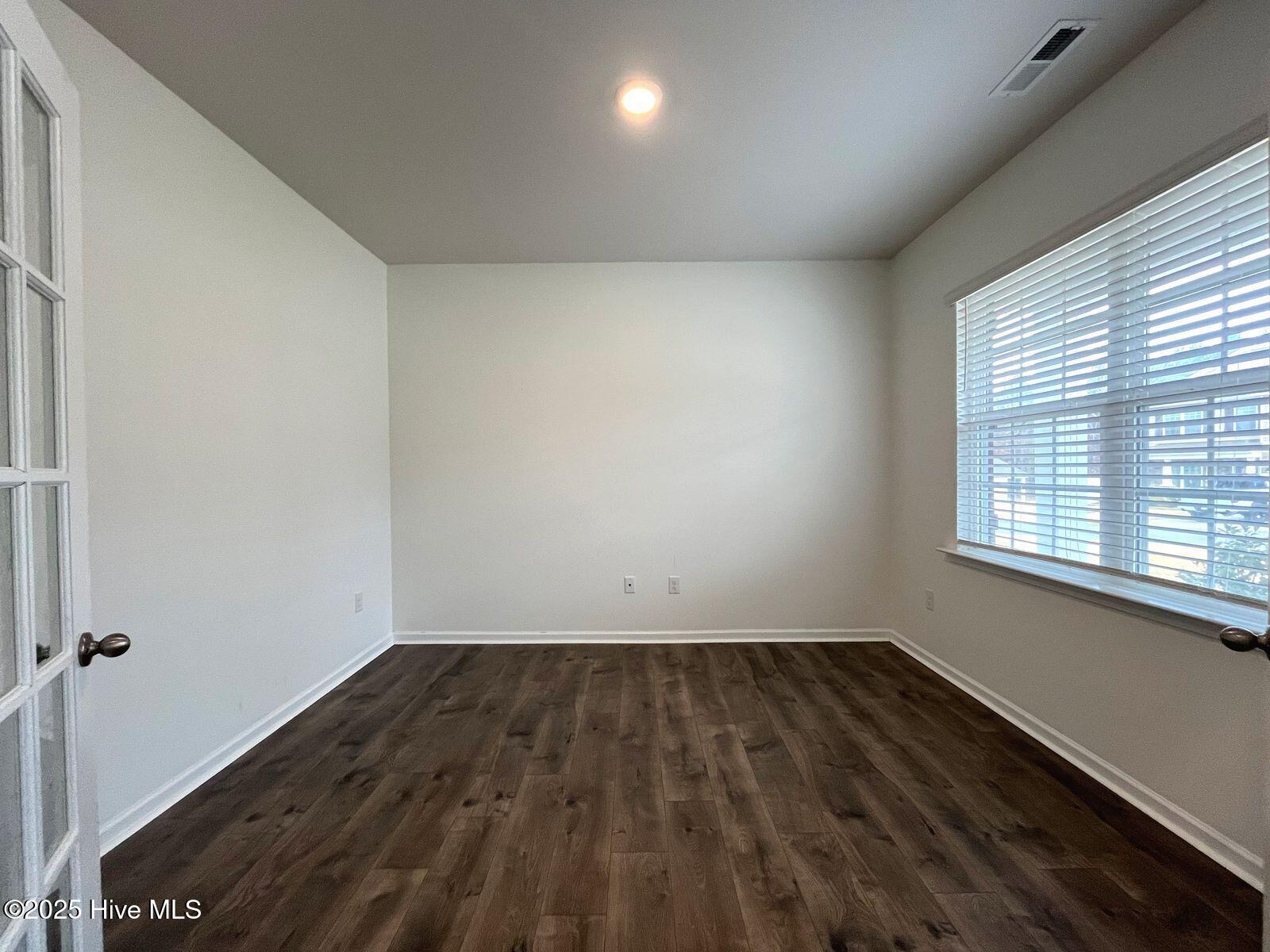 275 Roberts Place Carthage, NC 28327 - Photo 18 of 43 275 dining 2