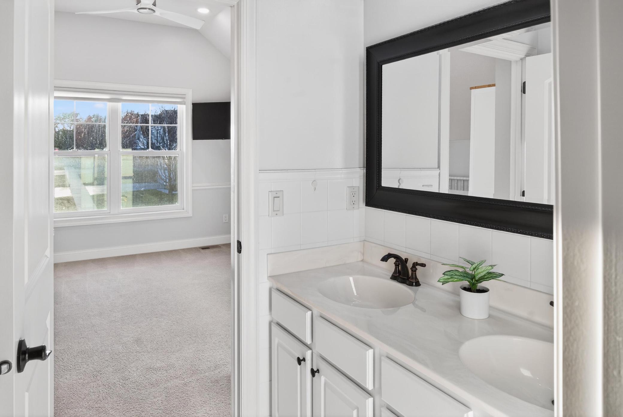 9889 Frederick Place Eden Prairie, MN 55347 - Photo 15 of 33