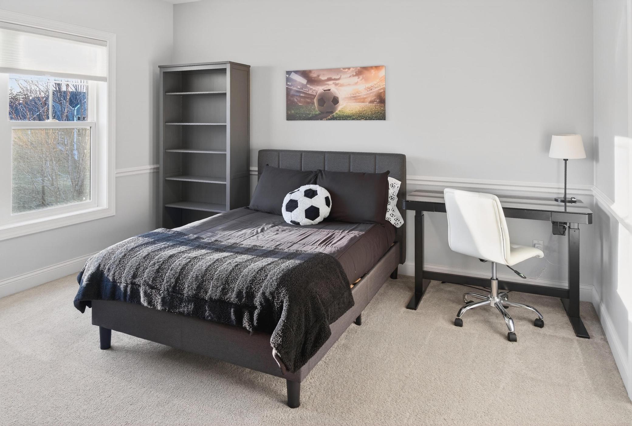 9889 Frederick Place Eden Prairie, MN 55347 - Photo 16 of 33