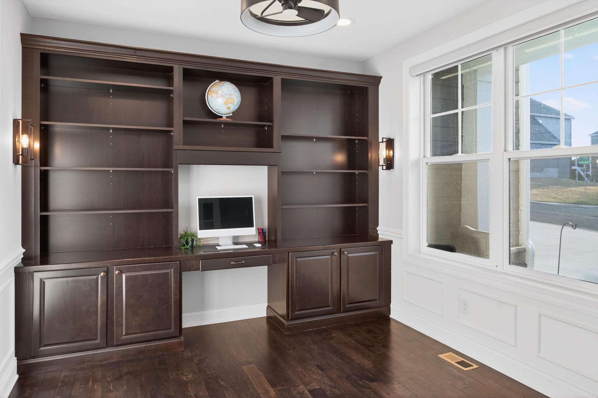 9889 Frederick Place Eden Prairie, MN 55347 - Photo 3 of 33