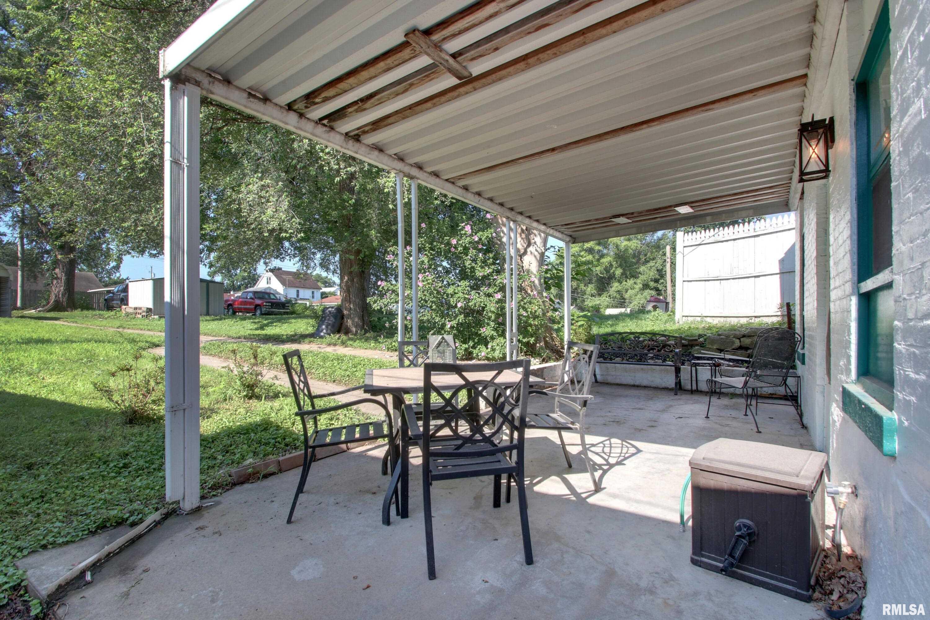 624 Monroe Street Quincy, IL 62301 - Photo 18 of 21