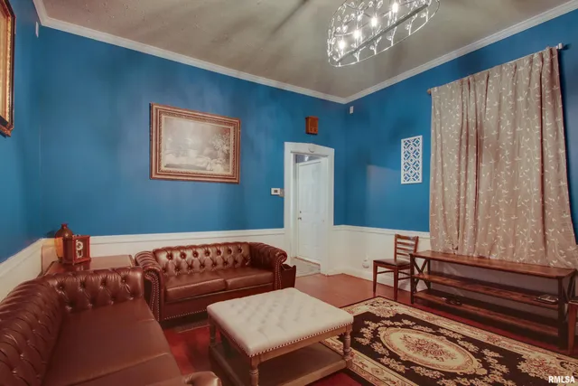 $87,500 | 624 Monroe Street, Quincy, IL 62301