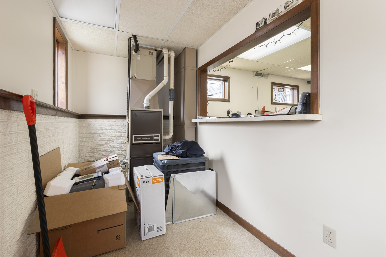 330 East Winslow Street Freeport, IL 61032 - Photo 3 of 15