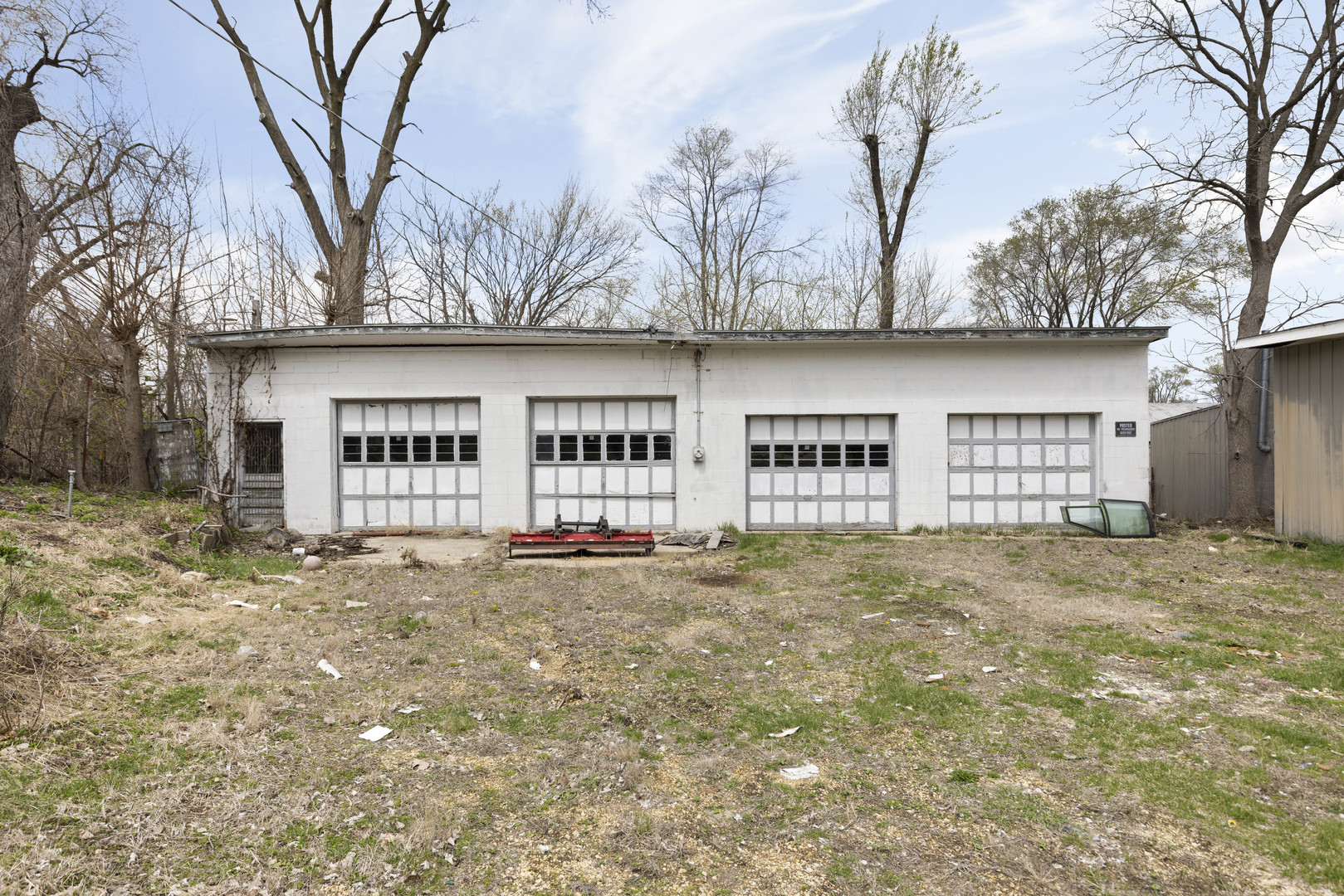 330 East Winslow Street Freeport, IL 61032 - Photo 9 of 15 a house view with a outdoor space