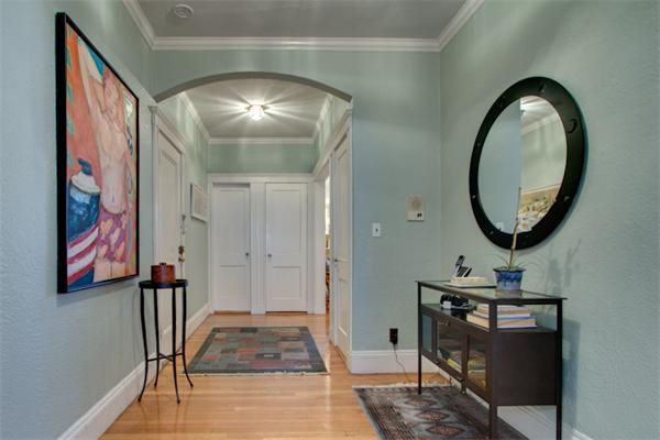 52 Babcock Street, Unit 1 Brookline, MA 02446 - Photo 8 of 10