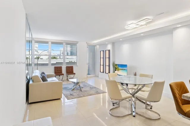 $3,250 | 100 Lincoln Road, Unit 543, Miami Beach, FL 33139