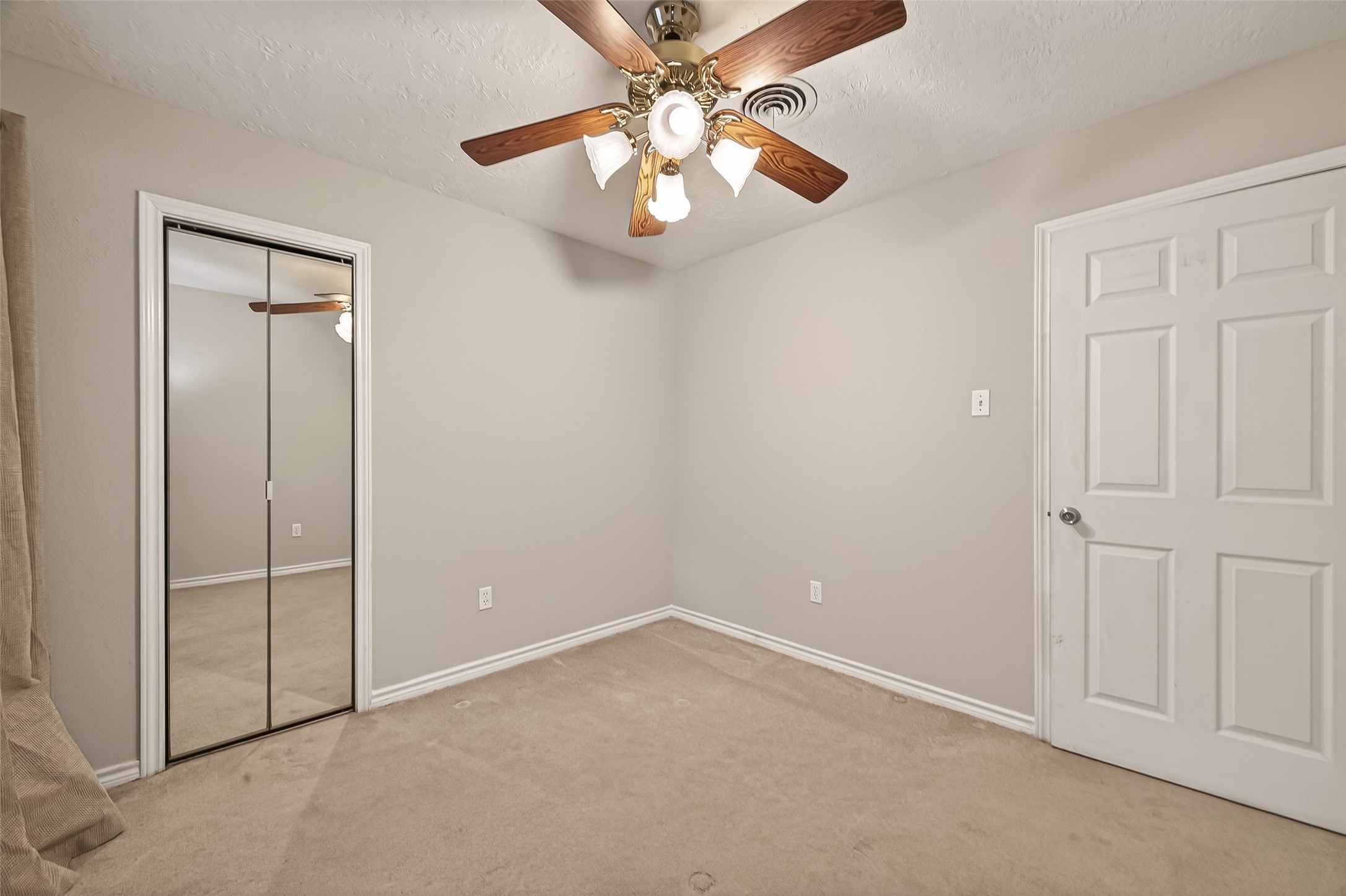 5503 Darnell Street Houston, TX 77096 - Photo 20 of 30