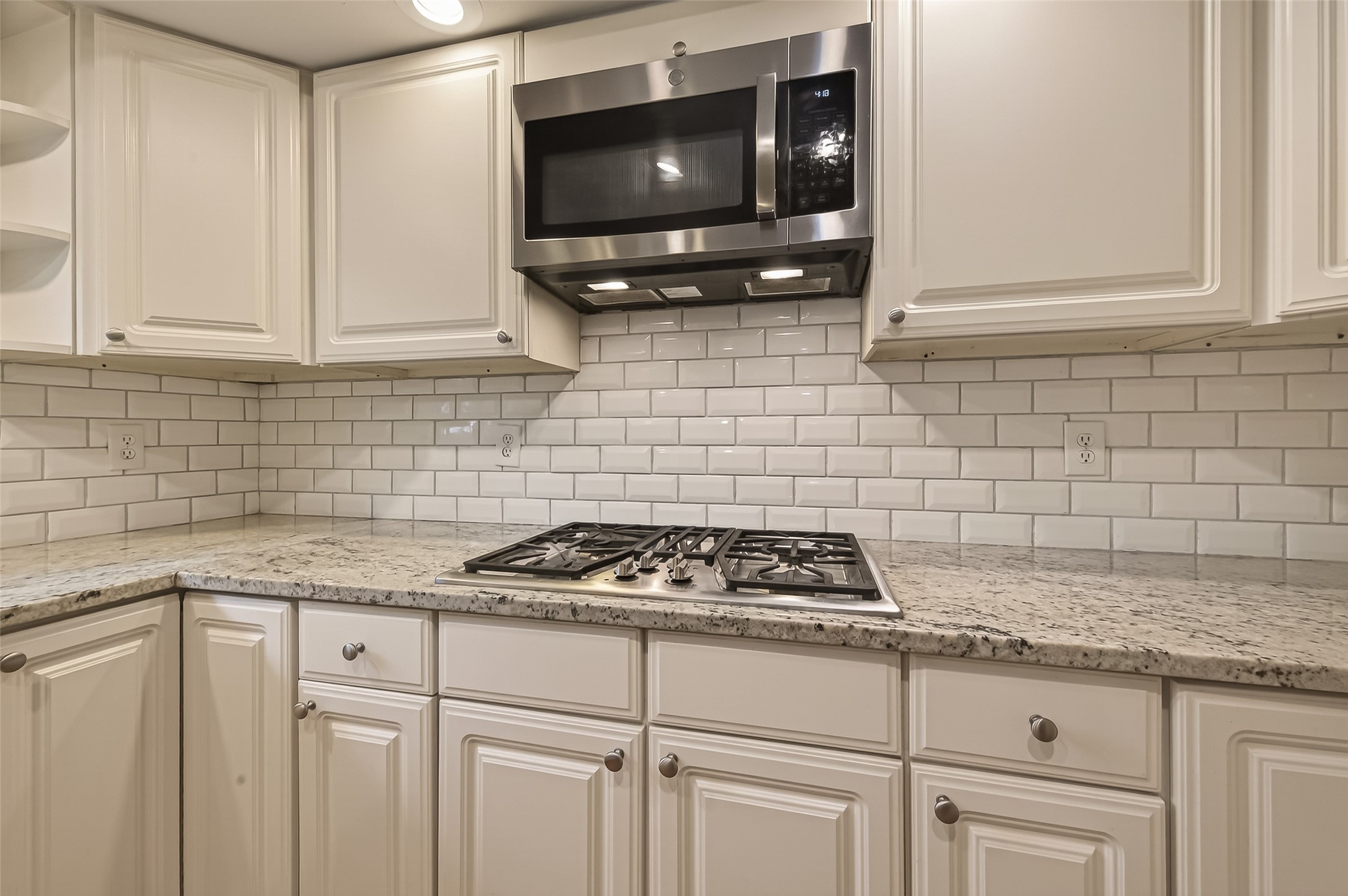 5503 Darnell Street Houston, TX 77096 - Photo 8 of 30