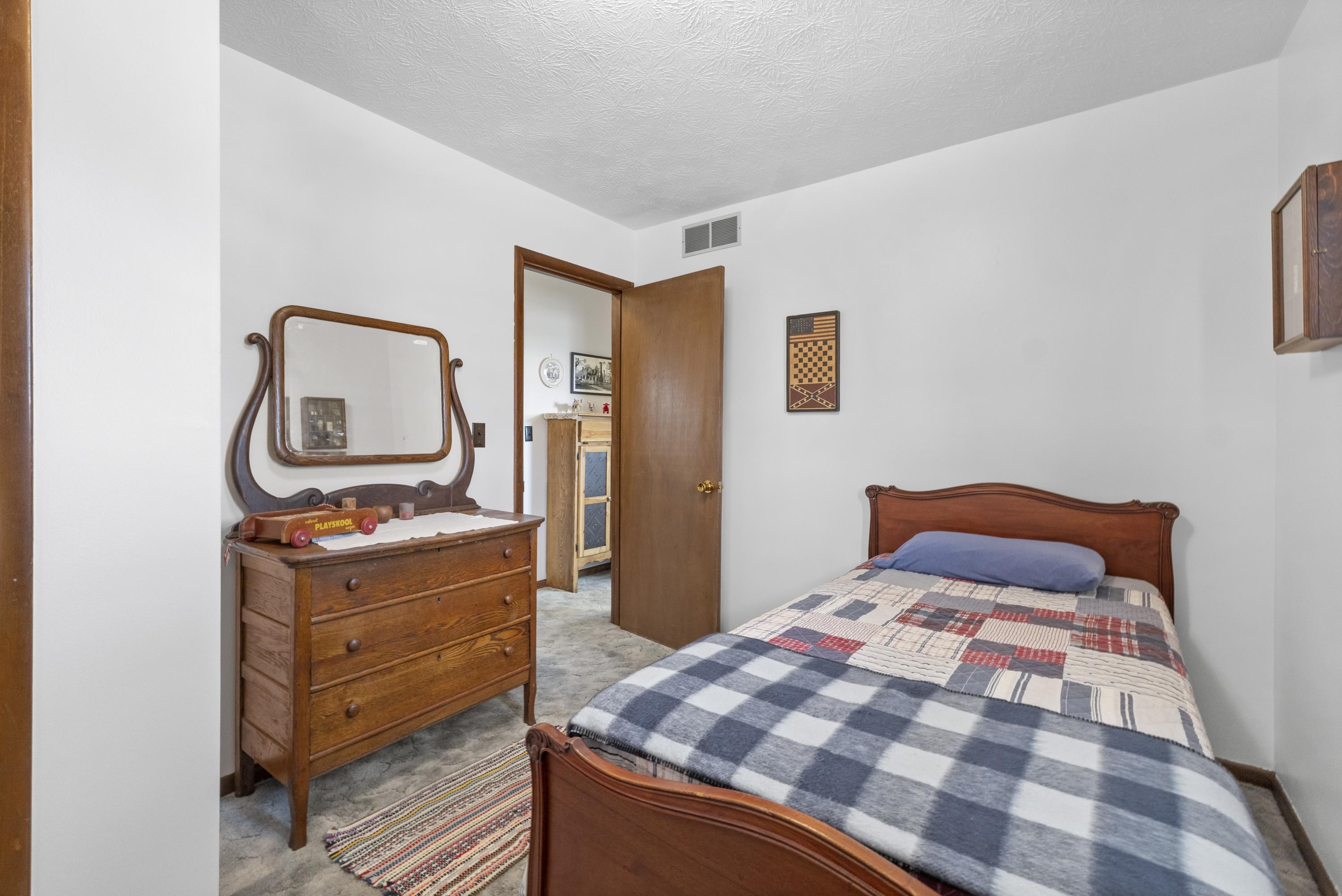 2235 East Thompson Road Ashland, KY 41102 - Photo 24 of 42