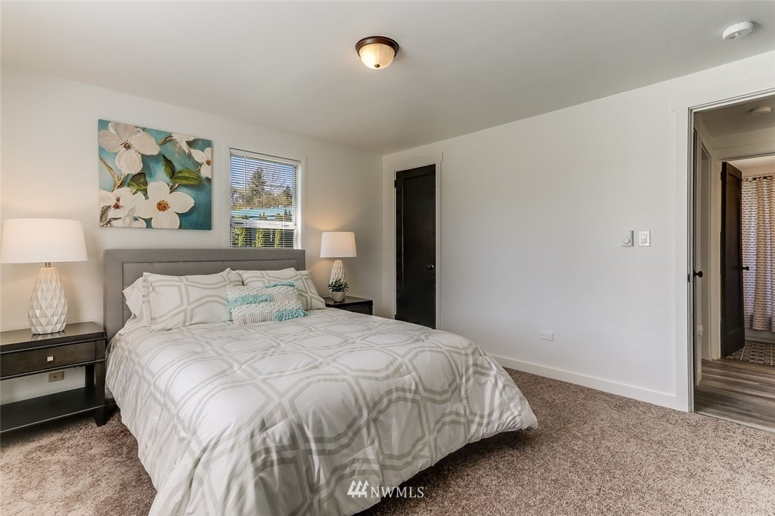 3321 Southeast 6th Street Renton, WA 98058 - Photo 13 of 18