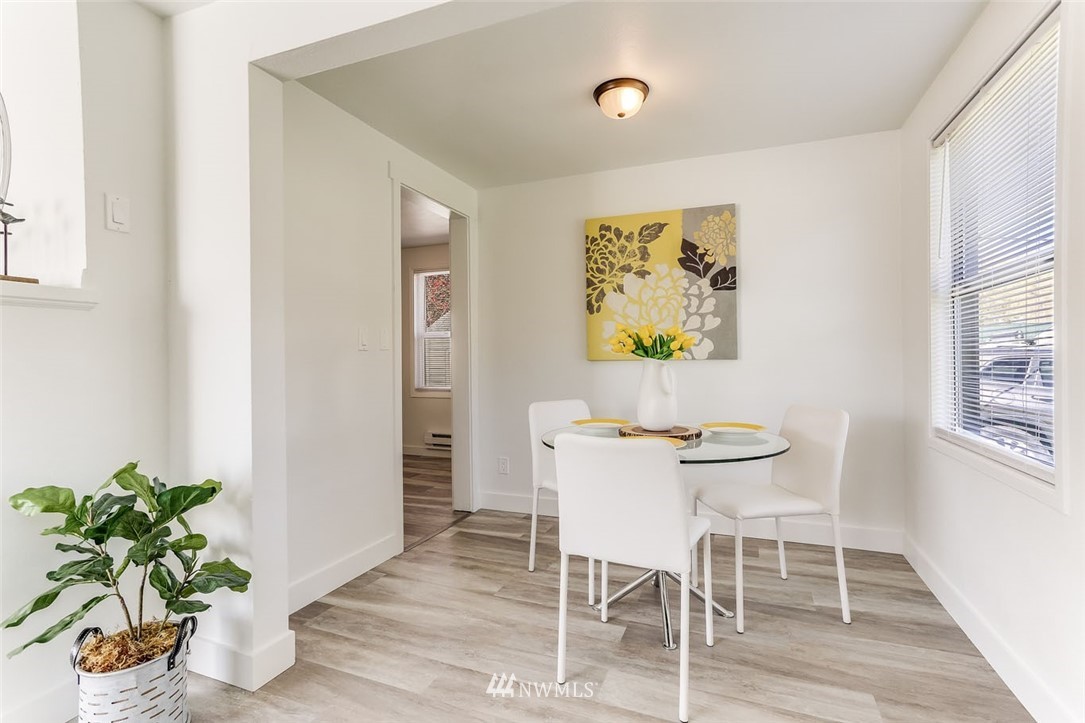 3321 Southeast 6th Street Renton, WA 98058 - Photo 8 of 18